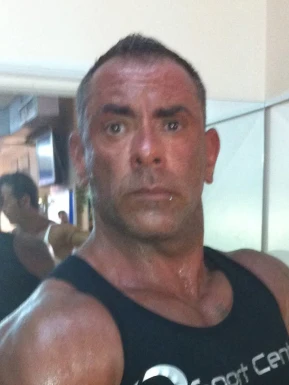 Spanish men looking for love