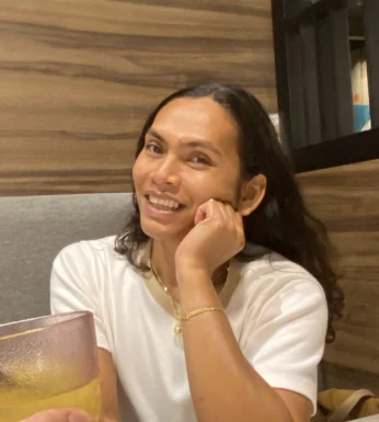 Thai ladyboys for dating / Ladyboys from Philippines for dating