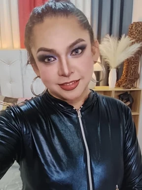 Thai ladyboys for dating / Ladyboys from Philippines for dating