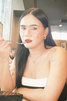 Thai ladyboys for dating / Ladyboys from Philippines for dating