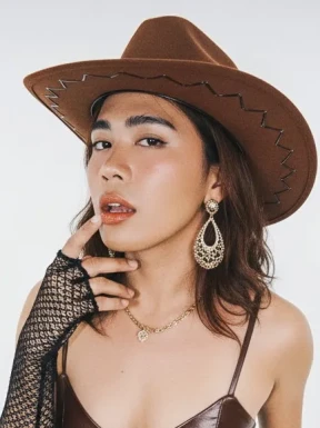 Thai ladyboys for dating / Ladyboys from Philippines for dating